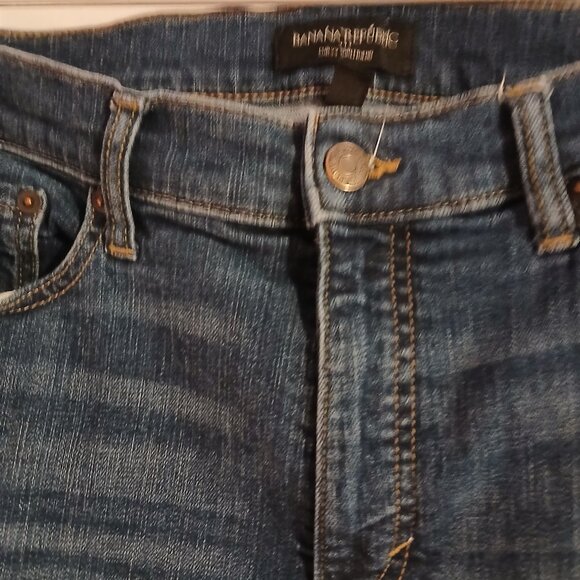 Banana Republic Factory Women's Curvy Fit Girlfriend Jeans SZ 30/10 EUC - Picture 3 of 9